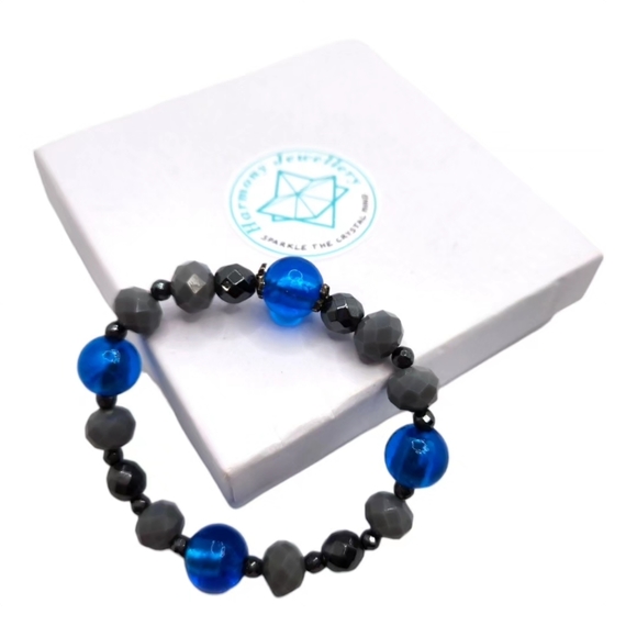 Hematite, Czech Glass bracelet - Picture 2 of 4